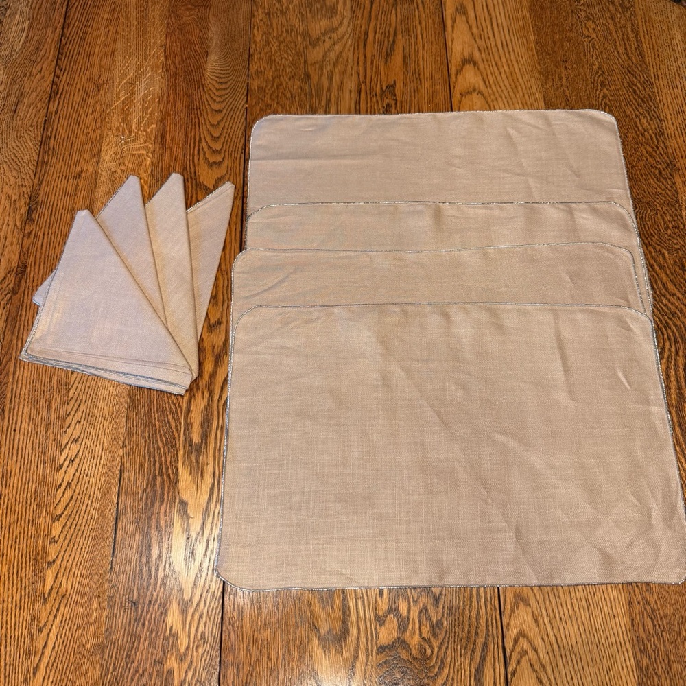 Vintage 100% Linen Placemats and Napkins Set of 4